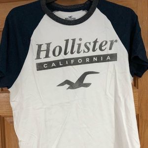 Hollister short sleeve shirt